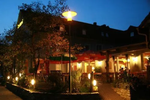 Am Schloss 3*