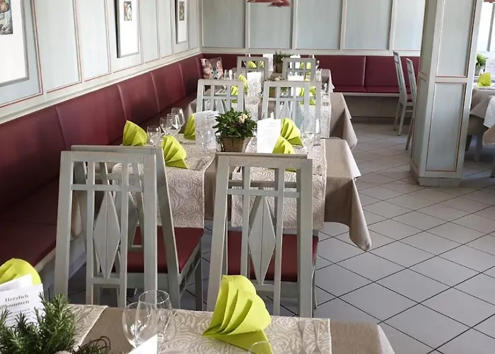 Am Schloss 3* Pilsach